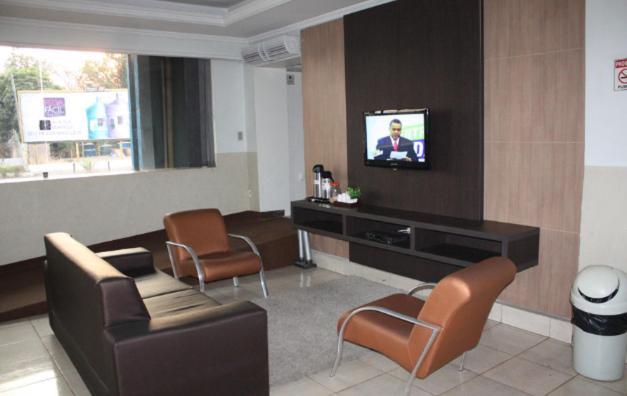 Hotel Express - Leva E Busca No Aeroporto Gratis 24 Horas Varzea Grande  Exterior photo