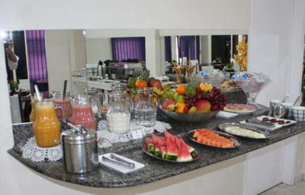 Hotel Express - Leva E Busca No Aeroporto Gratis 24 Horas Varzea Grande  Exterior photo