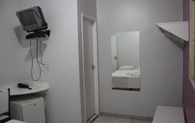 Hotel Express - Leva E Busca No Aeroporto Gratis 24 Horas Varzea Grande  Exterior photo