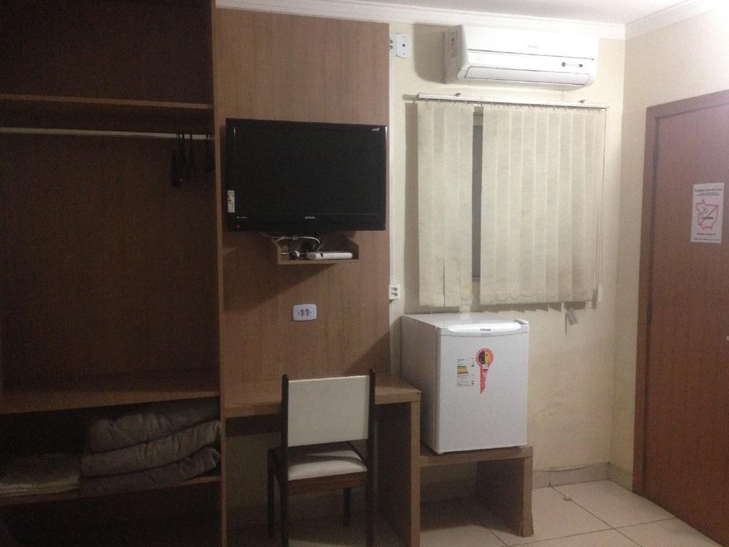 Hotel Express - Leva E Busca No Aeroporto Gratis 24 Horas Varzea Grande  Exterior photo